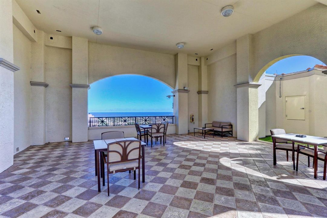 Sitting Area