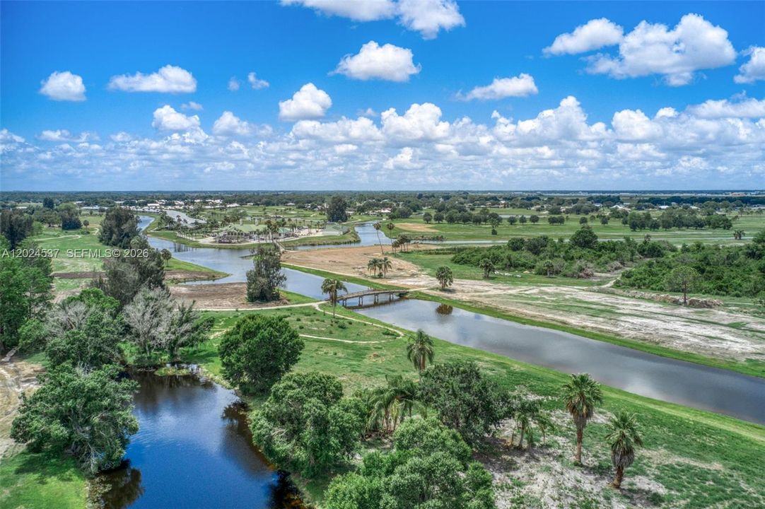 На продажу: $40,000 (0.39 acres)