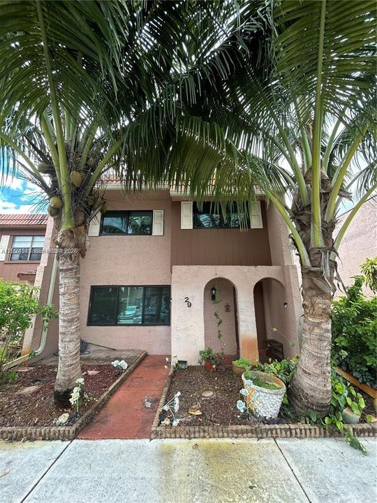 В аренду: $2,800 (3 спален, 2 ванн, 1800 Квадратных фут)