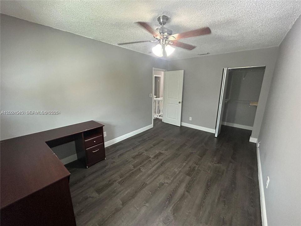 В аренду: $2,800 (3 спален, 2 ванн, 1800 Квадратных фут)