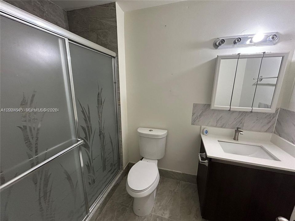 В аренду: $2,800 (3 спален, 2 ванн, 1800 Квадратных фут)