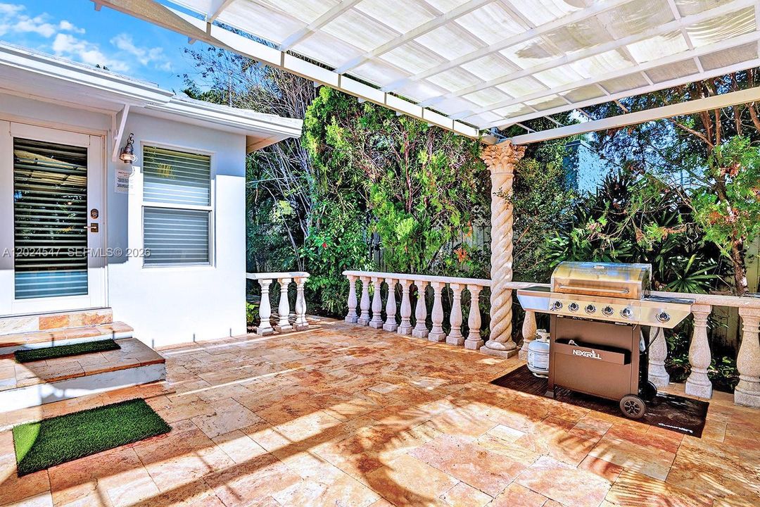 En Renta: $5,500 (3 camas, 2 baños, 1667 Pies cuadrados)