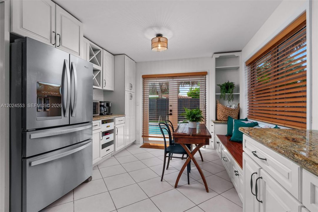 For Sale: $845,000 (3 beds, 2 baths, 1582 Square Feet)