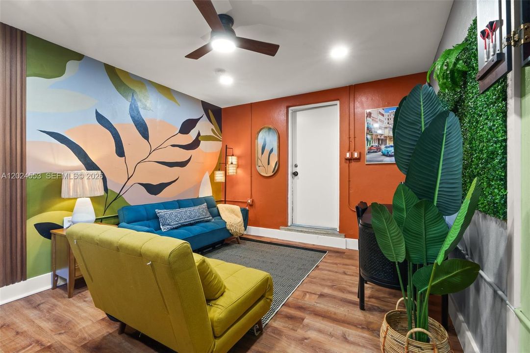 For Sale: $845,000 (3 beds, 2 baths, 1582 Square Feet)