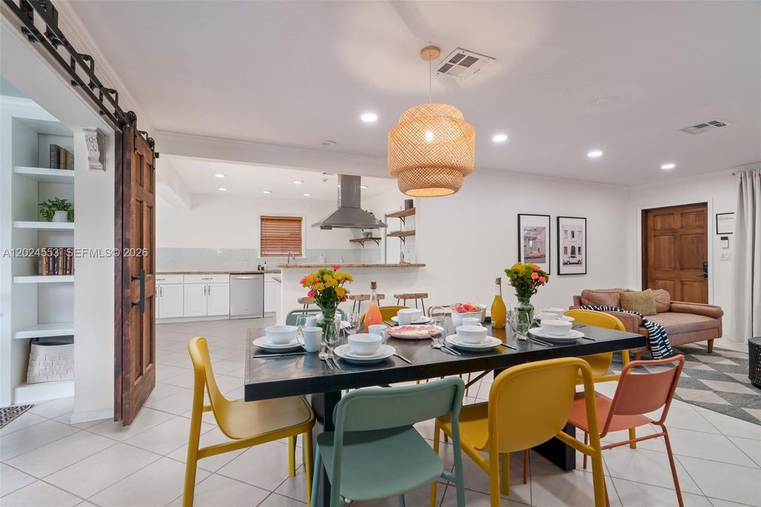 For Sale: $845,000 (3 beds, 2 baths, 1582 Square Feet)