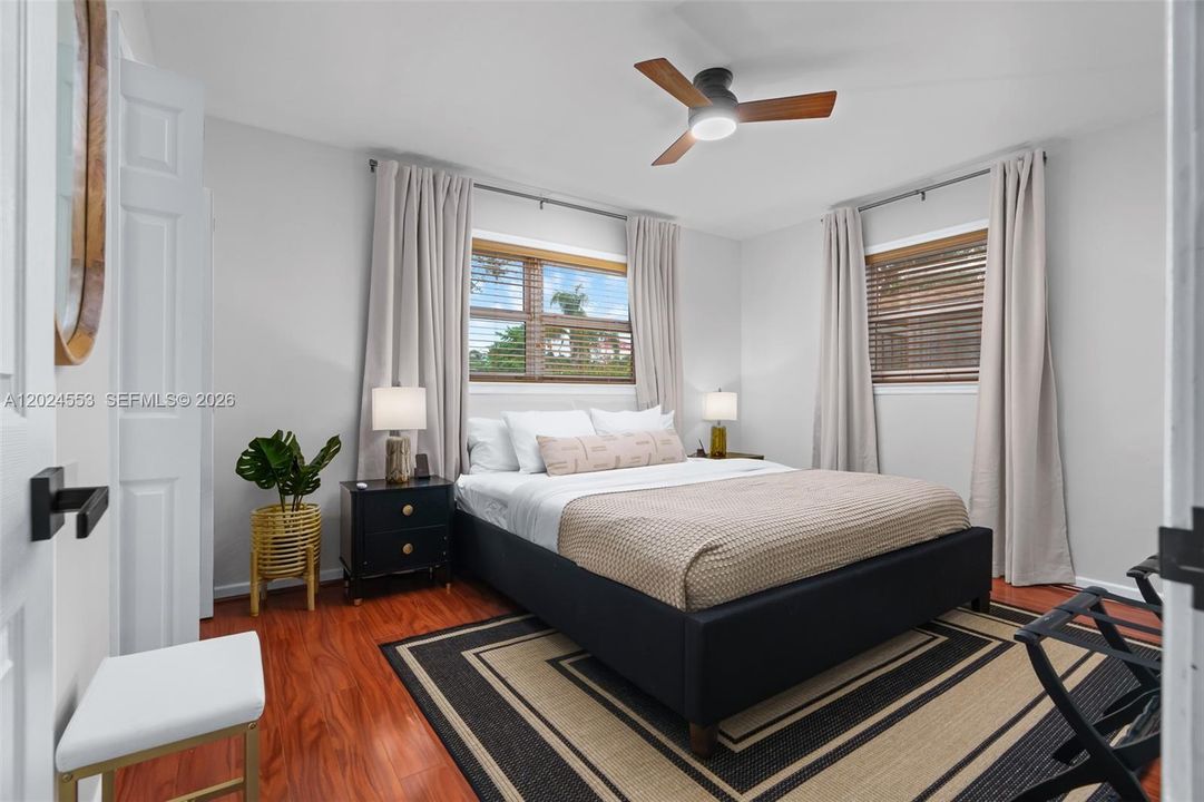 For Sale: $845,000 (3 beds, 2 baths, 1582 Square Feet)