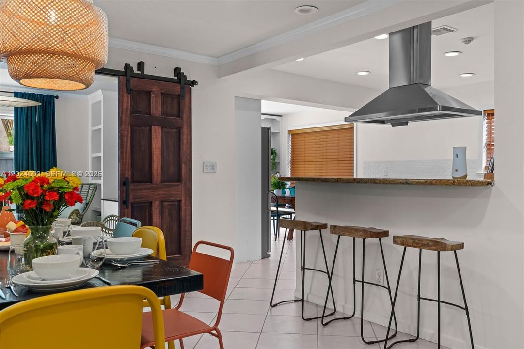 For Sale: $845,000 (3 beds, 2 baths, 1582 Square Feet)