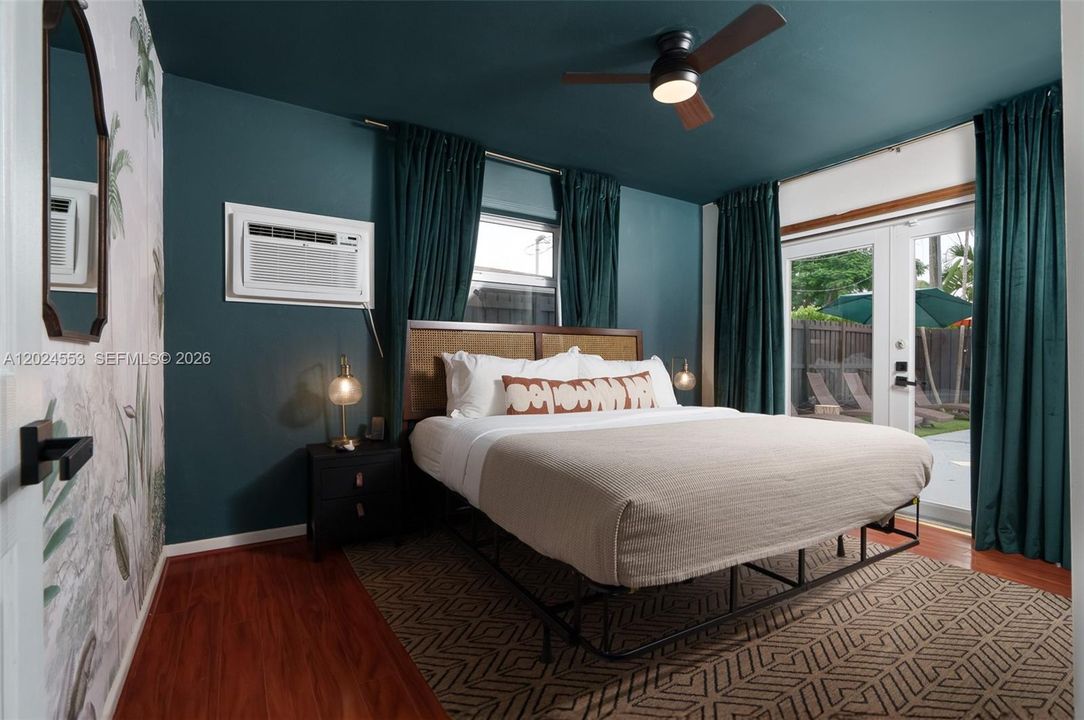 For Sale: $845,000 (3 beds, 2 baths, 1582 Square Feet)