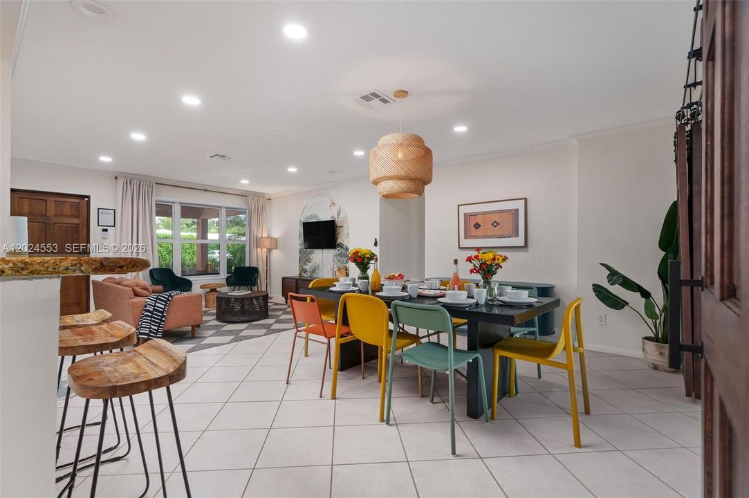 For Sale: $845,000 (3 beds, 2 baths, 1582 Square Feet)