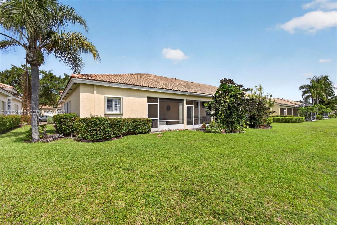 For Sale: $375,000 (3 beds, 2 baths, 1314 Square Feet)