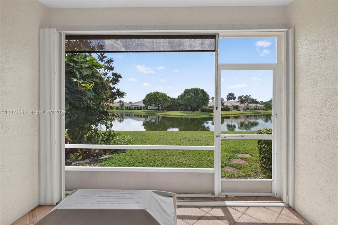 For Sale: $375,000 (3 beds, 2 baths, 1314 Square Feet)
