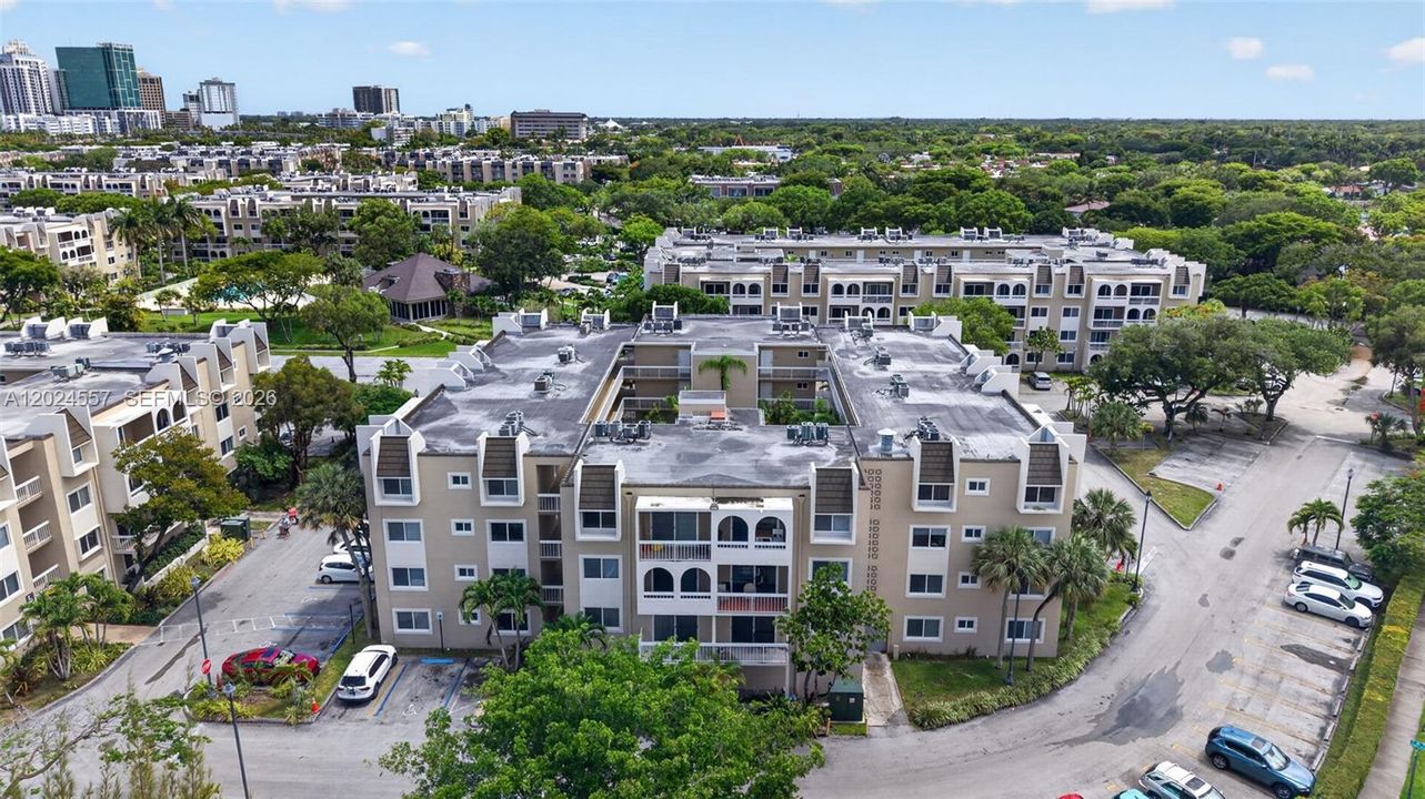 For Rent: $2,150 (2 beds, 1 baths, 804 Square Feet)