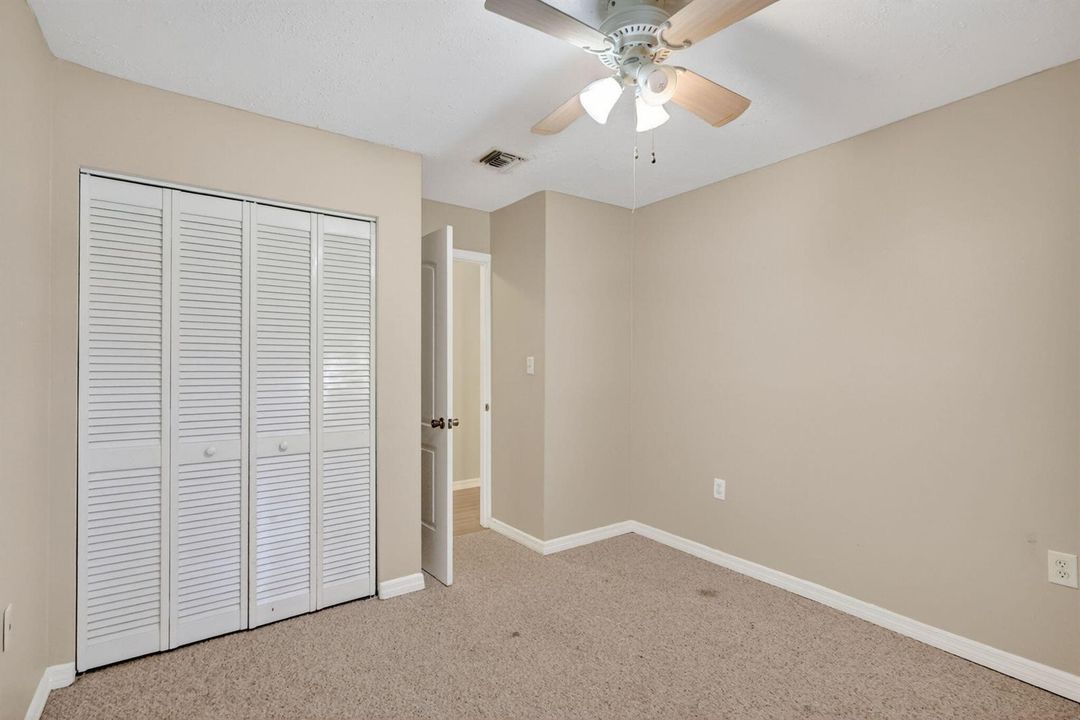 Guest bedroom