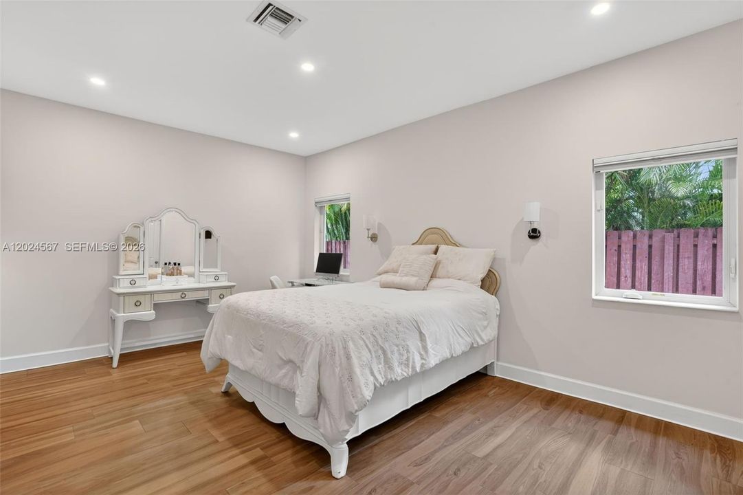 For Sale: $829,000 (4 beds, 3 baths, 2744 Square Feet)
