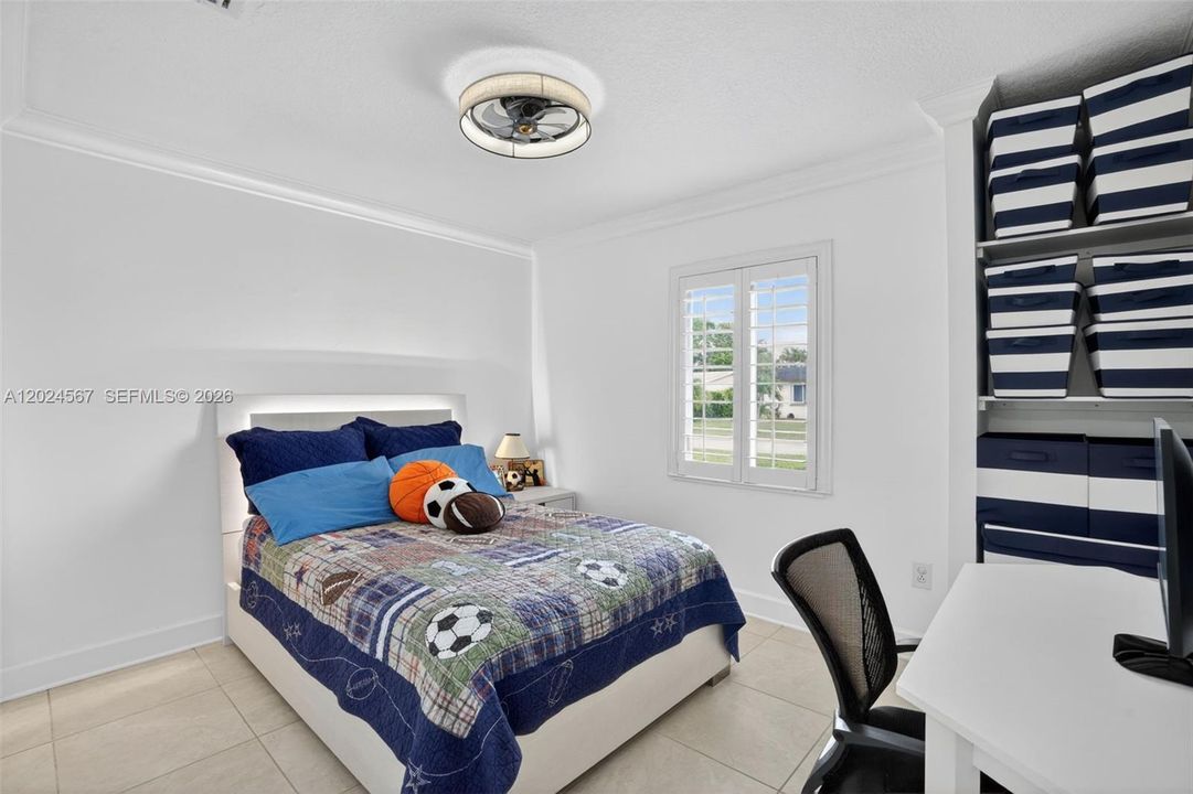 For Sale: $829,000 (4 beds, 3 baths, 2744 Square Feet)