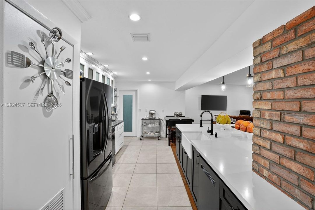 For Sale: $829,000 (4 beds, 3 baths, 2744 Square Feet)