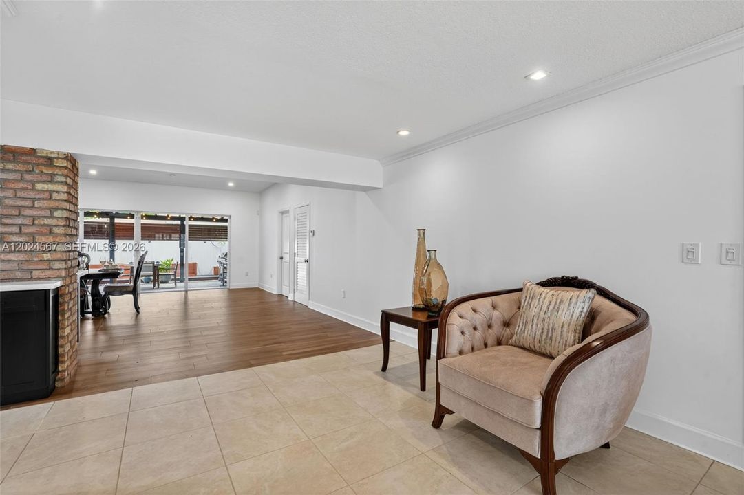 For Sale: $829,000 (4 beds, 3 baths, 2744 Square Feet)