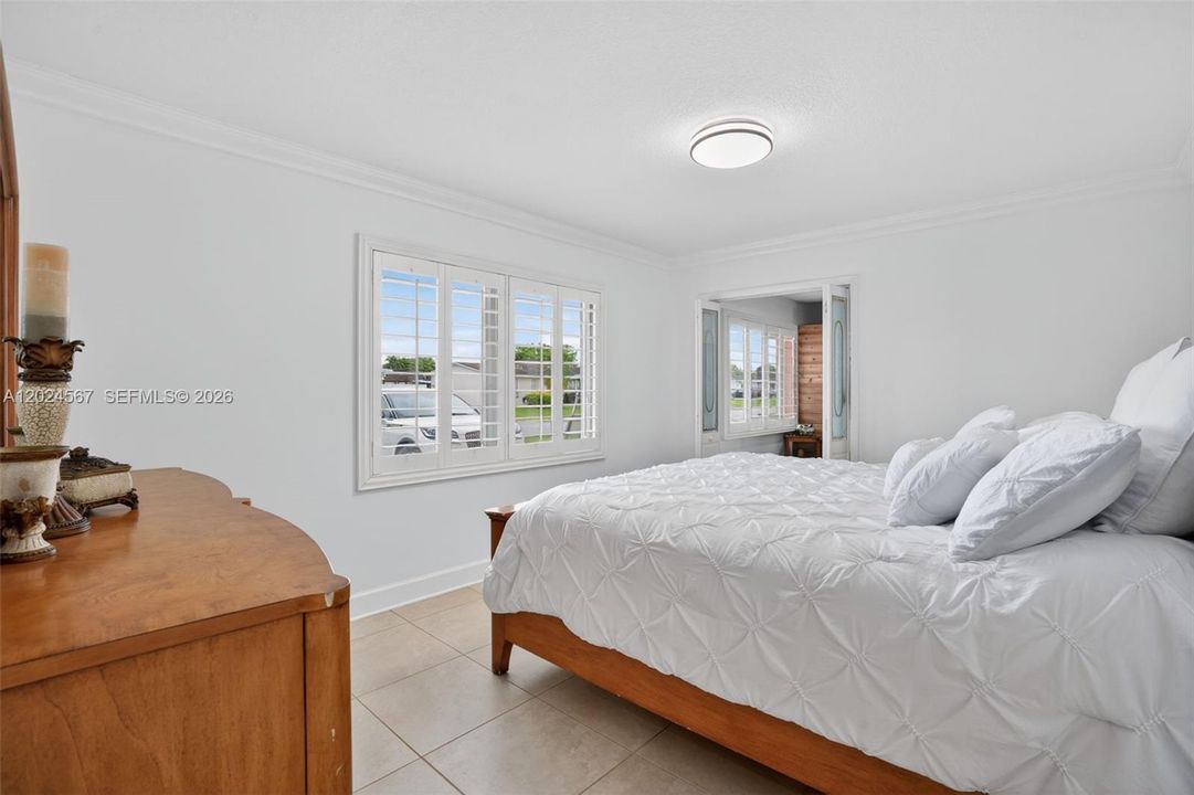 For Sale: $829,000 (4 beds, 3 baths, 2744 Square Feet)