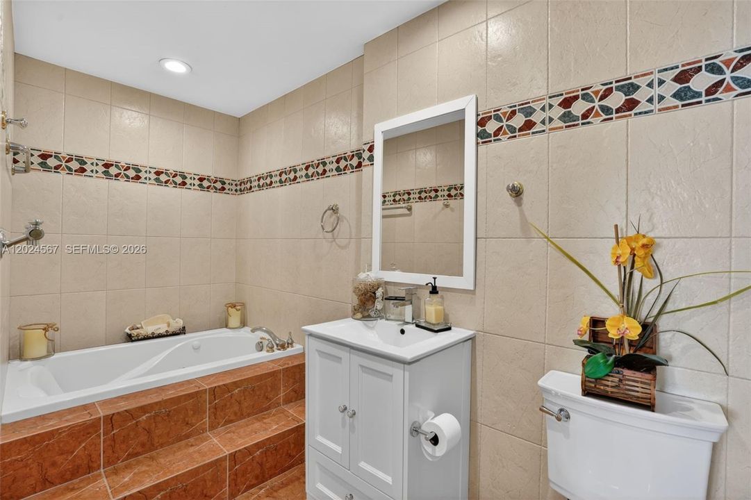 For Sale: $829,000 (4 beds, 3 baths, 2744 Square Feet)