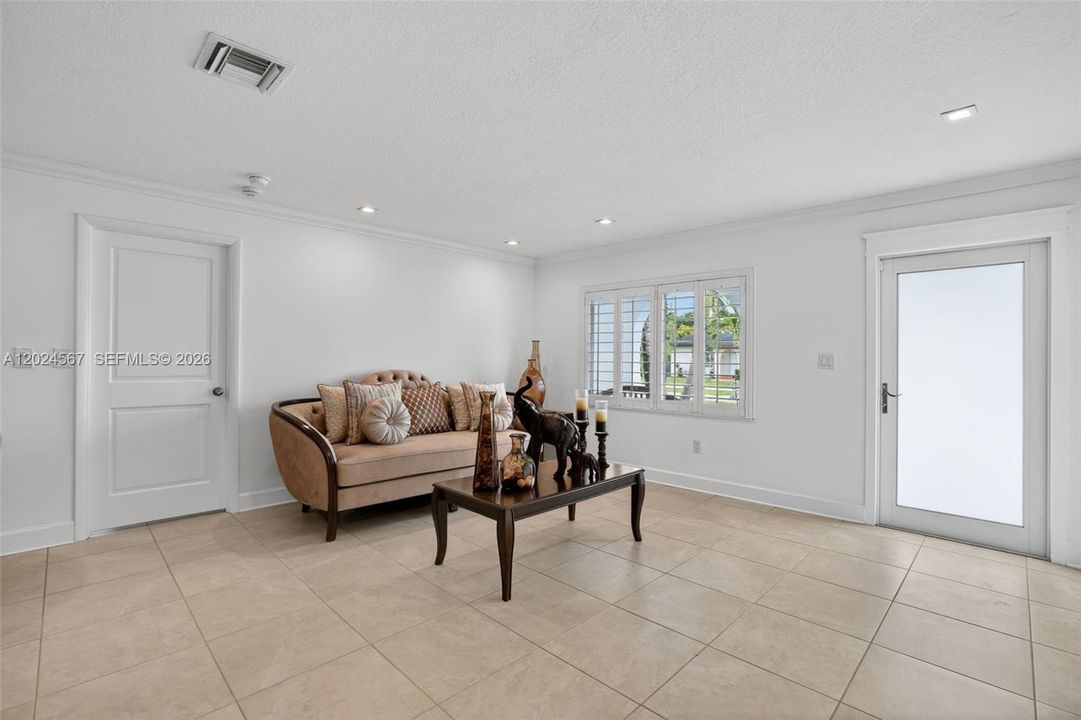 For Sale: $829,000 (4 beds, 3 baths, 2744 Square Feet)