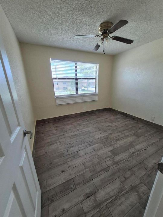 10039 Winding- Second Bedroom