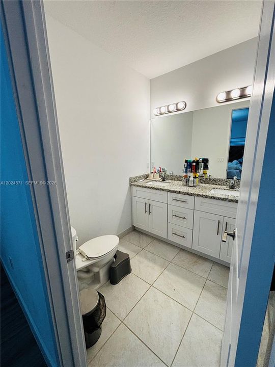 For Rent: $3,500 (4 beds, 3 baths, 2280 Square Feet)
