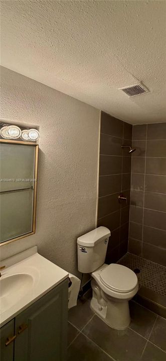 En Renta: $3,150 (3 camas, 2 baños, 3600 Pies cuadrados)