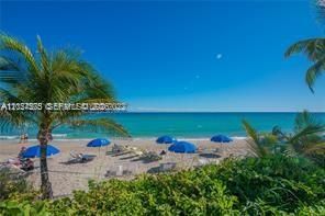 For Rent: $3,000 (2 beds, 2 baths, 1312 Square Feet)