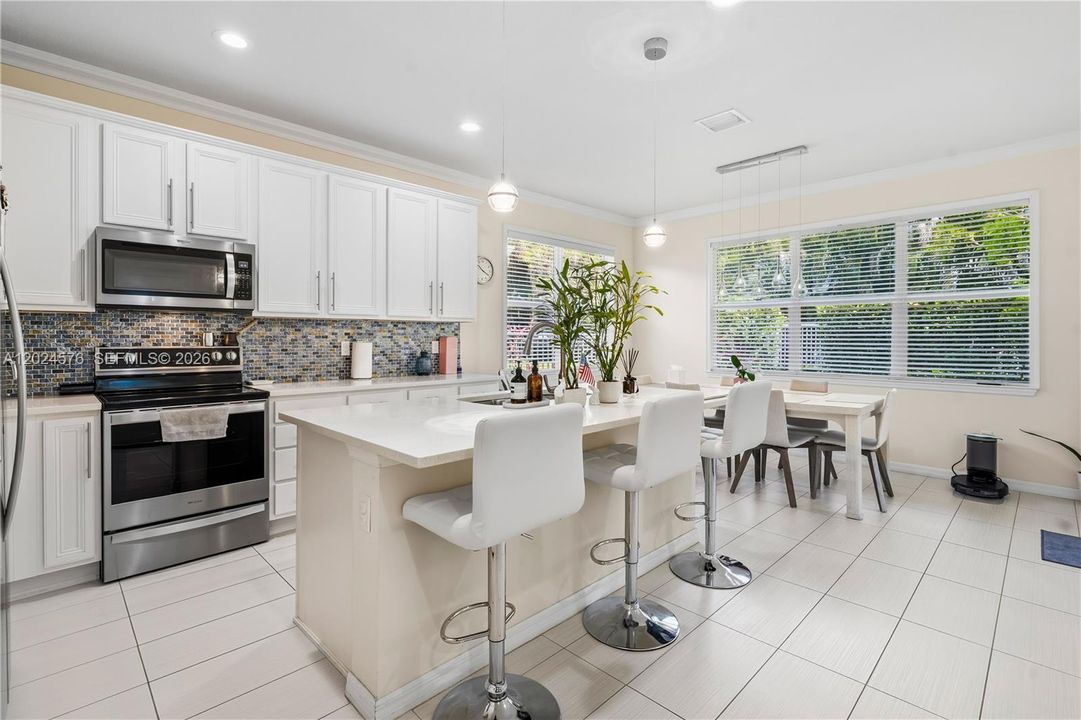 For Rent: $5,300 (3 beds, 2 baths, 2423 Square Feet)