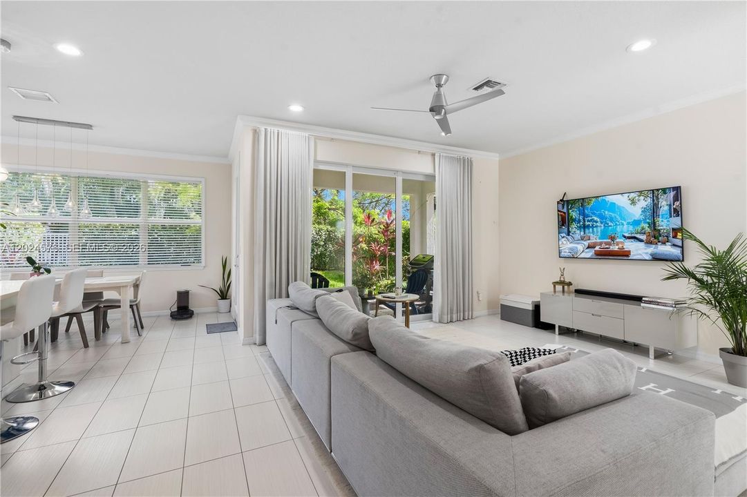 For Rent: $5,300 (3 beds, 2 baths, 2423 Square Feet)