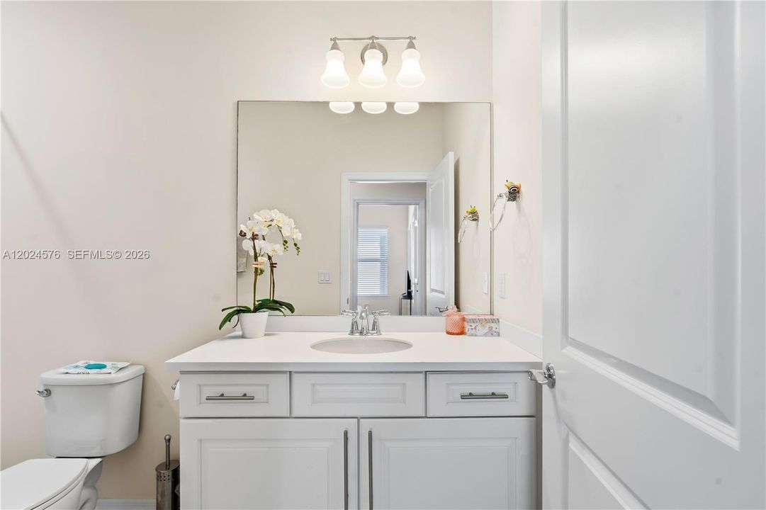 For Rent: $5,300 (3 beds, 2 baths, 2423 Square Feet)