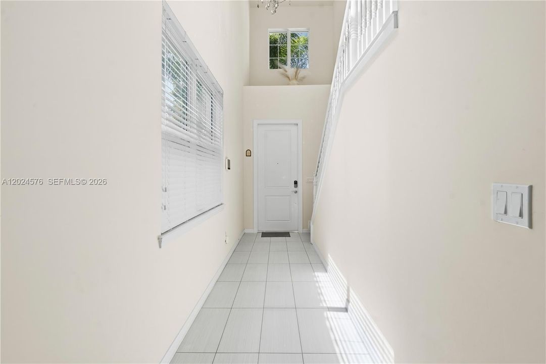 For Rent: $5,300 (3 beds, 2 baths, 2423 Square Feet)