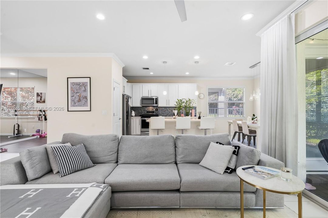 For Rent: $5,300 (3 beds, 2 baths, 2423 Square Feet)