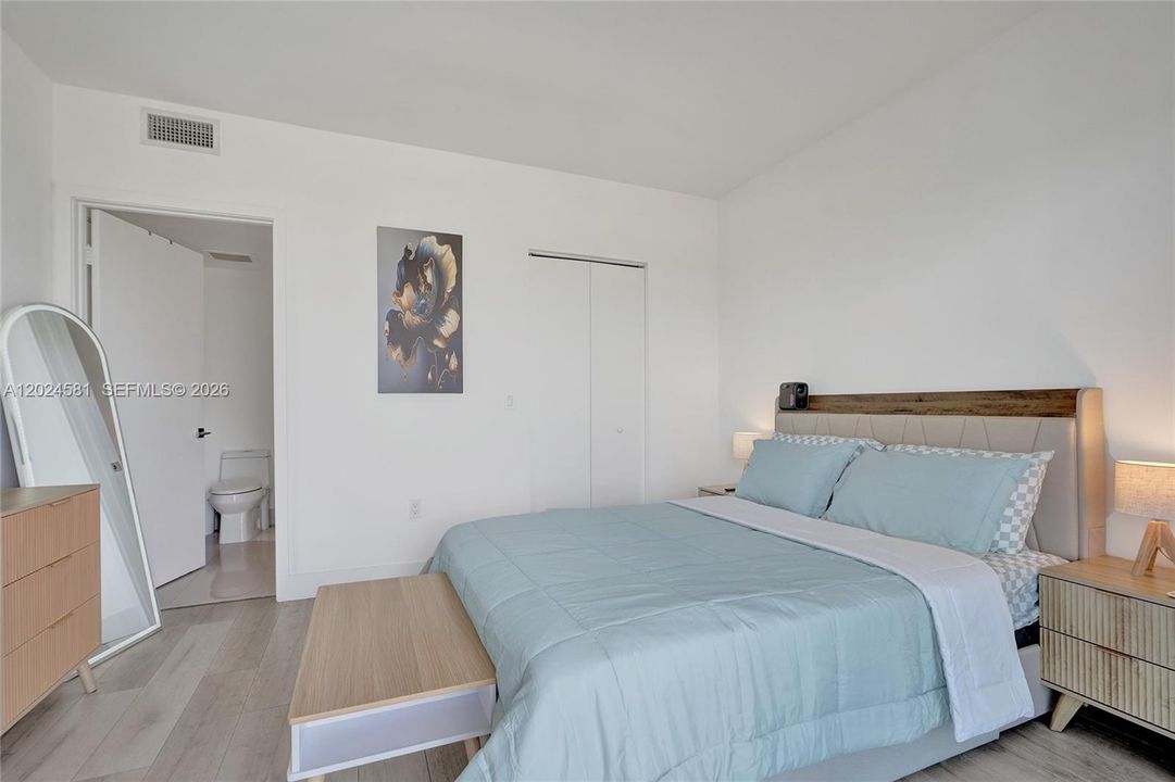 В аренду: $4,250 (1 спален, 1 ванн, 593 Квадратных фут)