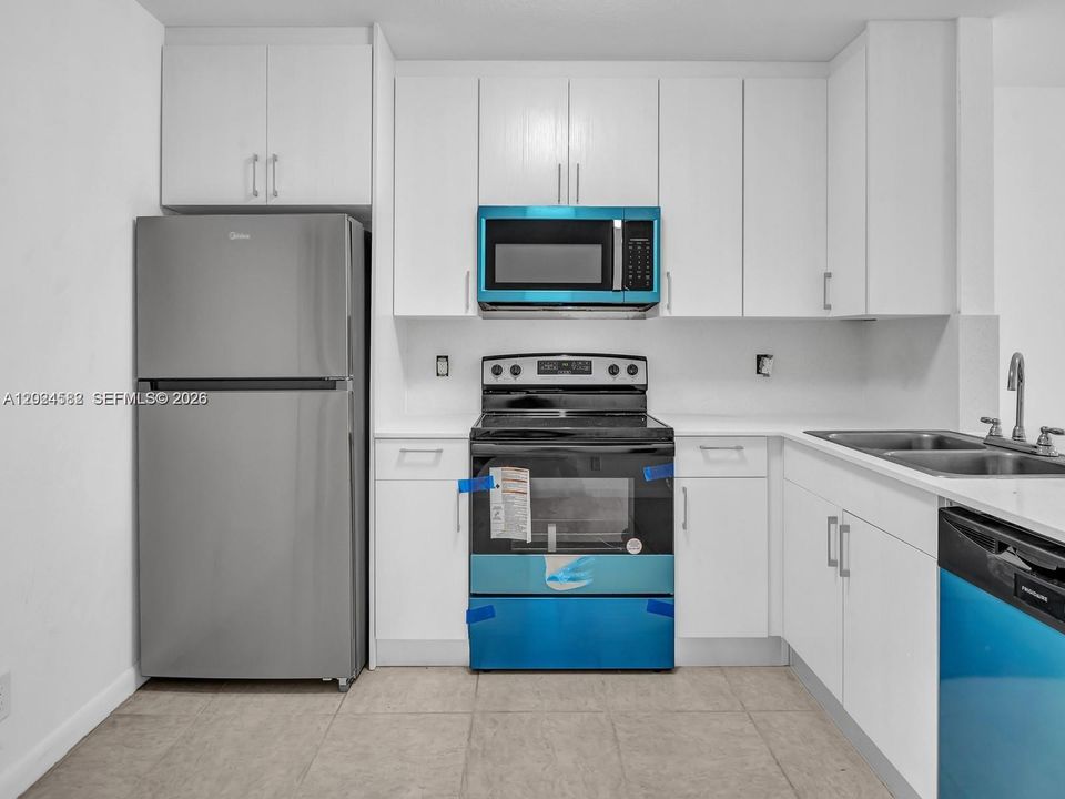 В аренду: $1,995 (2 спален, 1 ванн, 5348 Квадратных фут)