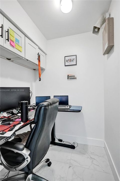 For Rent: $3,990 (3 beds, 2 baths, 1416 Square Feet)