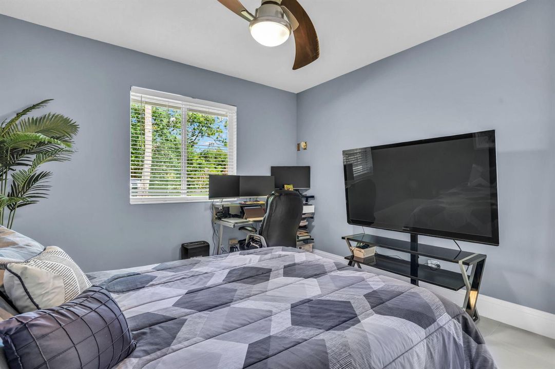 87-web-or-mls-DSC01911