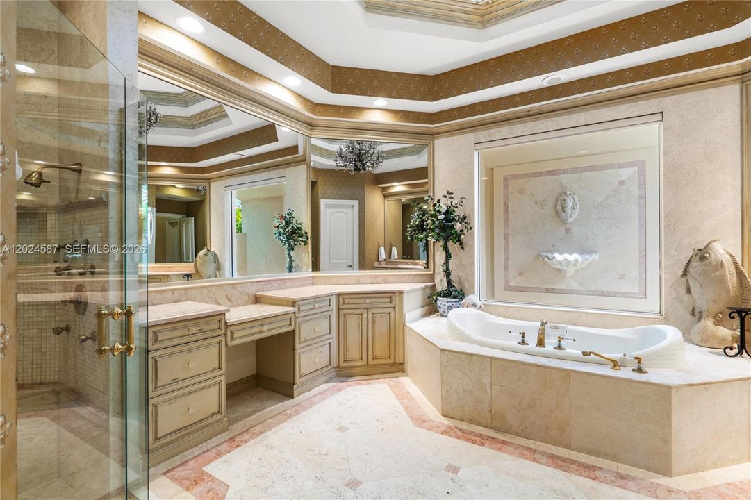 For Sale: $7,500,000 (5 beds, 5 baths, 6867 Square Feet)