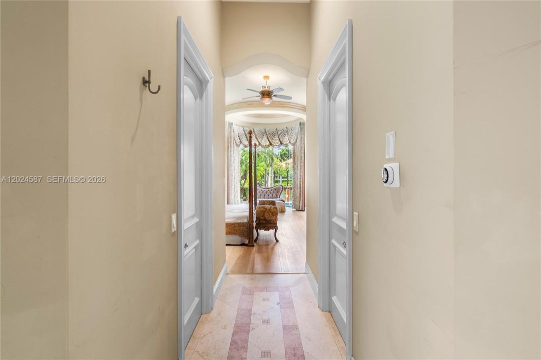 For Sale: $7,500,000 (5 beds, 5 baths, 6867 Square Feet)