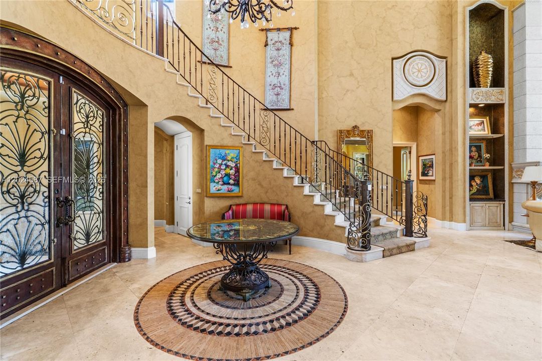 For Sale: $7,500,000 (5 beds, 5 baths, 6867 Square Feet)