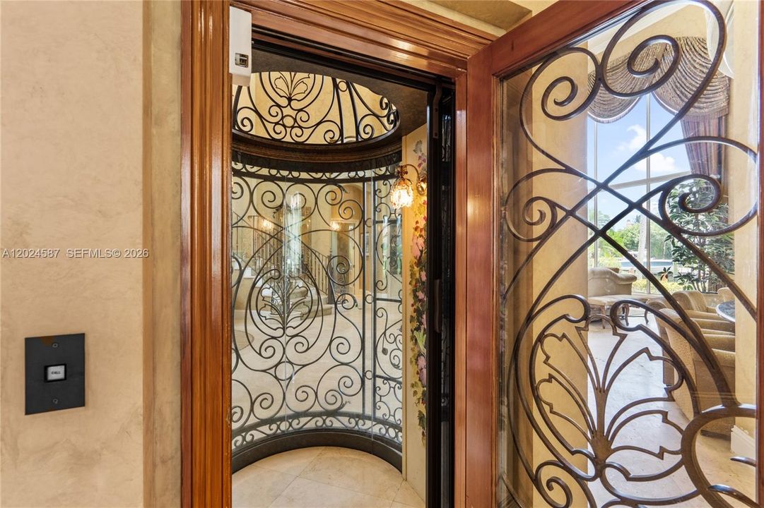Elevator