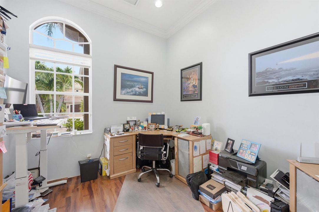 Bedroom/Office