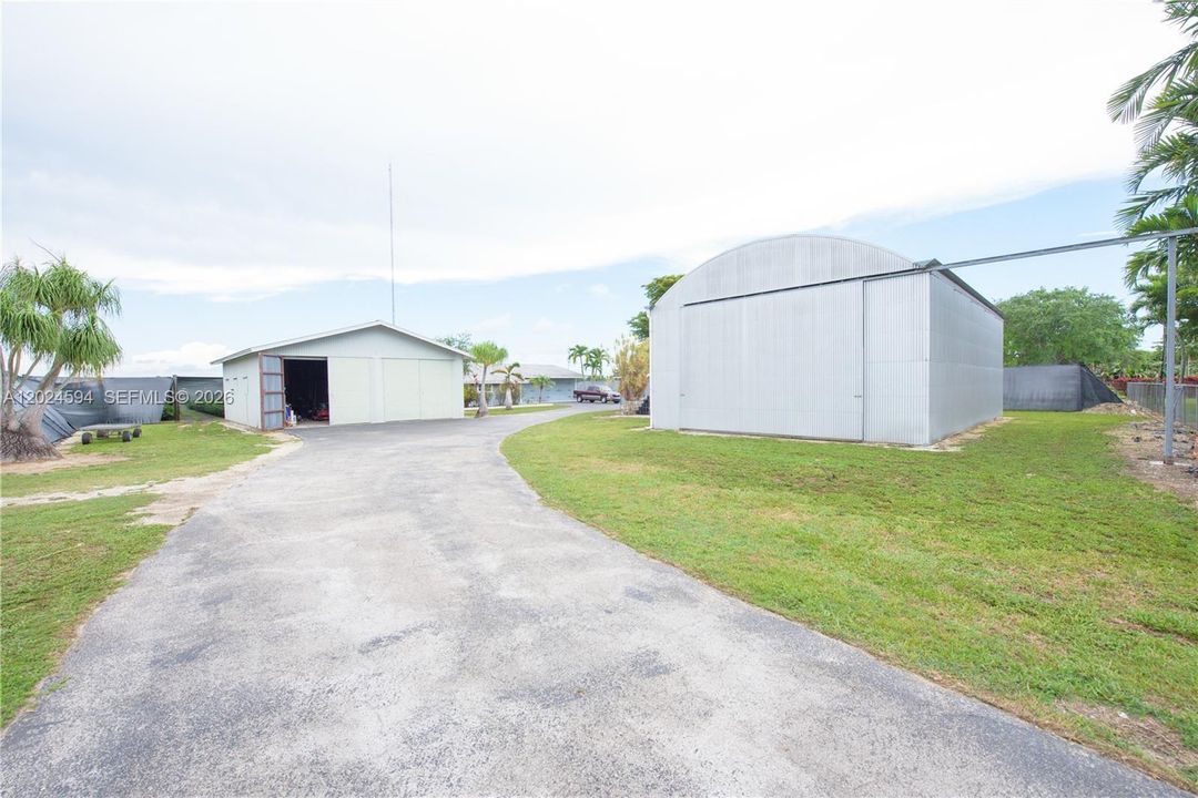Warehouse, RV /Warehouse and Guest House View