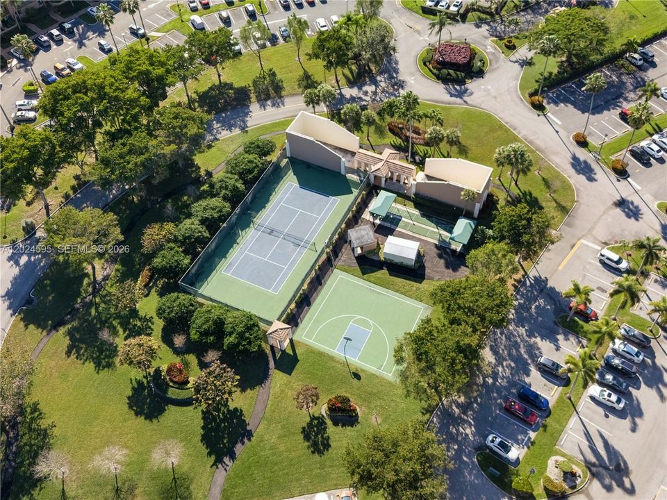 For Sale: $275,000 (2 beds, 2 baths, 1500 Square Feet)