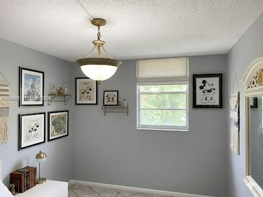 В аренду: $1,799 (1 спален, 1 ванн, 605 Квадратных фут)