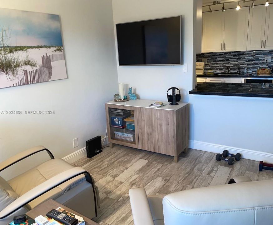 В аренду: $1,900 (1 спален, 1 ванн, 510 Квадратных фут)