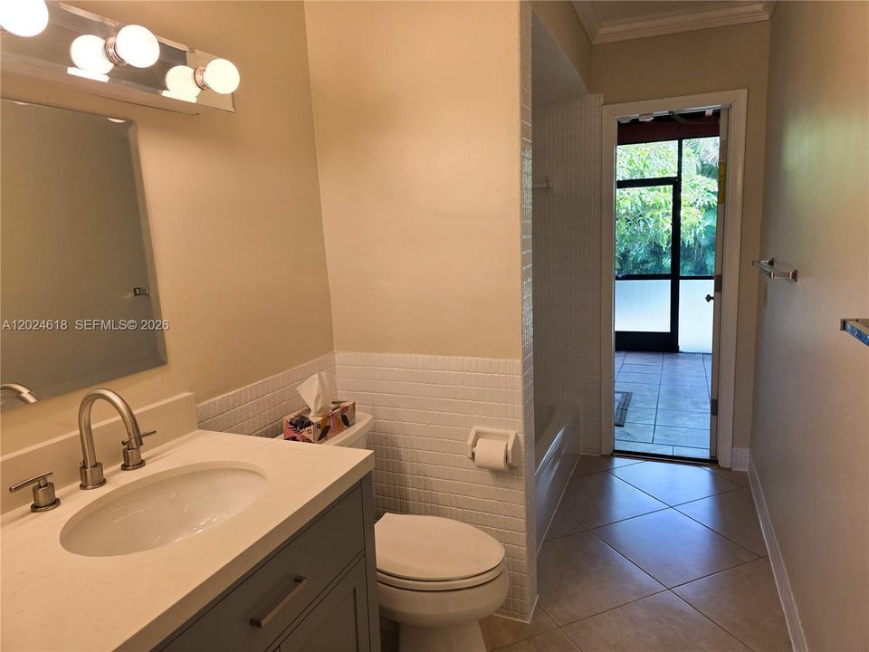 En Renta: $3,995 (4 camas, 2 baños, 1911 Pies cuadrados)