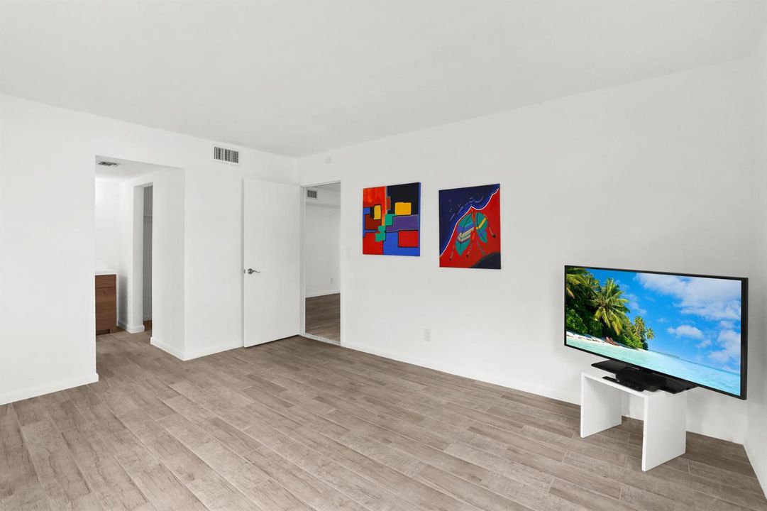 Generous primary Suite