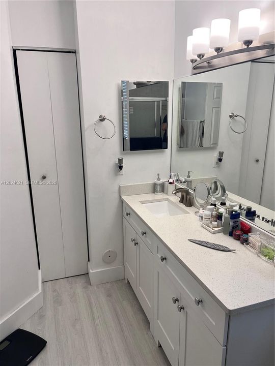 For Sale: $480,000 (3 beds, 2 baths, 1543 Square Feet)