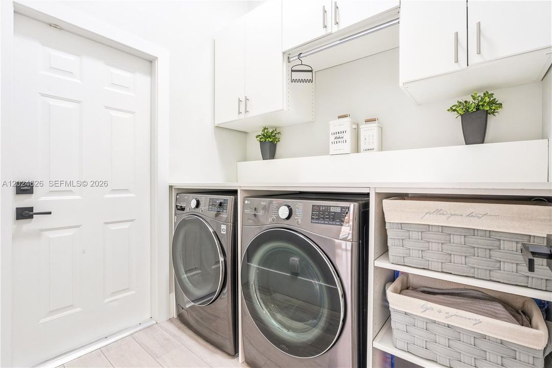 Activo con contrato: $1,150,000 (4 camas, 3 baños, 2603 Pies cuadrados)